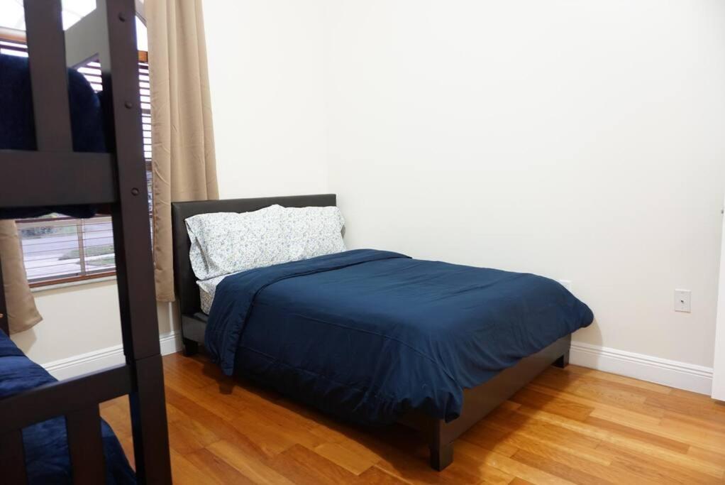 New Luxury Vacation Dream Rental- Sleeps 15! Miami Eksteriør billede