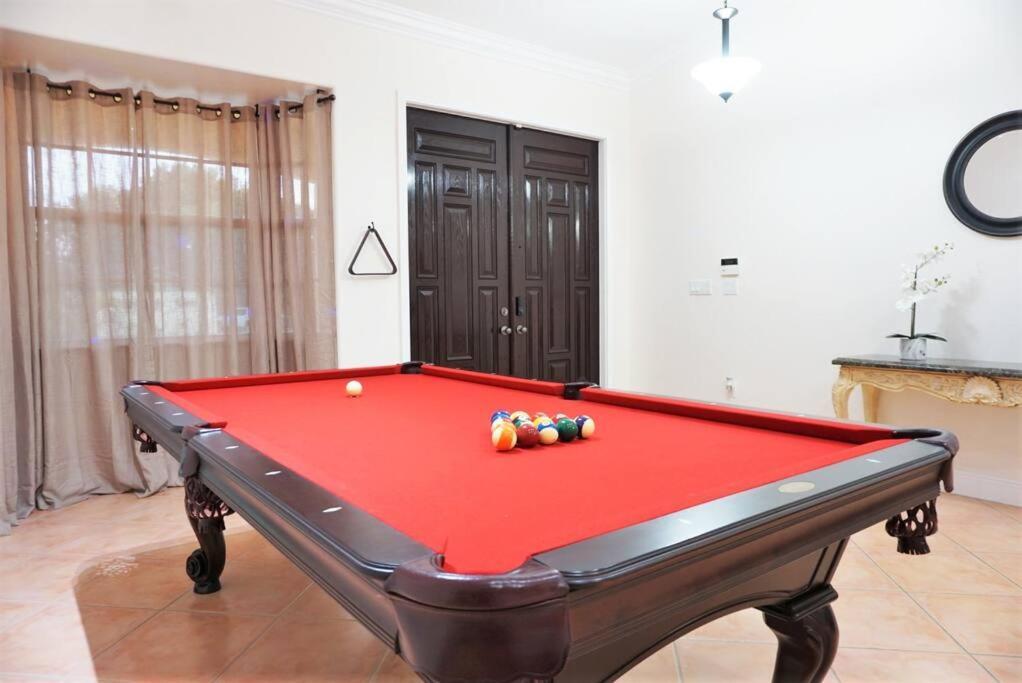 New Luxury Vacation Dream Rental- Sleeps 15! Miami Eksteriør billede