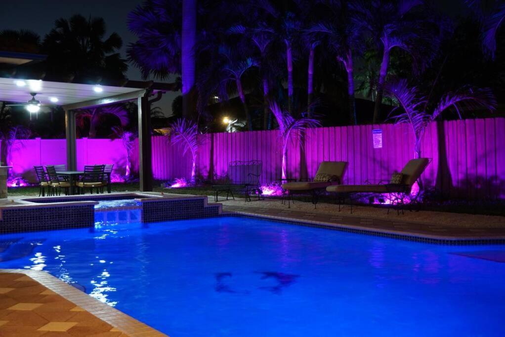 New Luxury Vacation Dream Rental- Sleeps 15! Miami Eksteriør billede