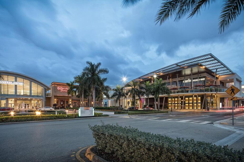 New Luxury Vacation Dream Rental- Sleeps 15! Miami Eksteriør billede